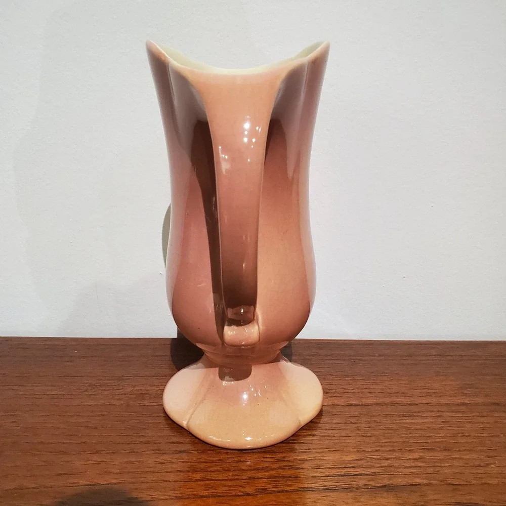 Vintage Red Wing Pottery Vase‎ # 1054 Peach and Creme with Handles